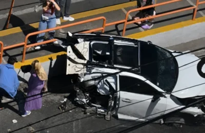 Mujer y dos niños resultan heridos tras accidente en la autopista Duarte