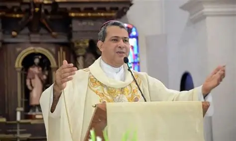 Monseñor Tomás Morel Diplán presidirá misa en honor a las víctimas del Jet Set en la Catedral
