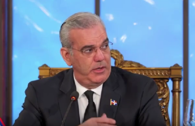 Presidente Abinader plantea eliminar término “doméstica” por considerarlo despectivo