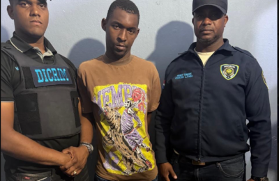Se entrega a la Policía hombre buscado por homicidio en San Juan de la Maguana.