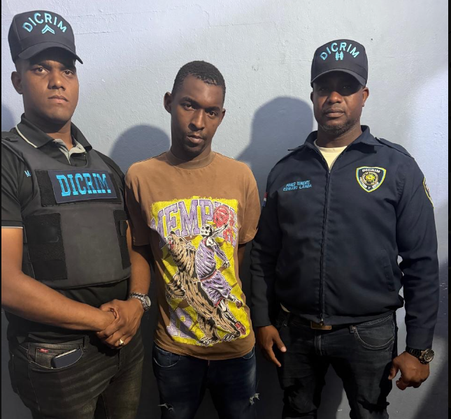 Se entrega a la Policía hombre buscado por homicidio en San Juan de la Maguana.