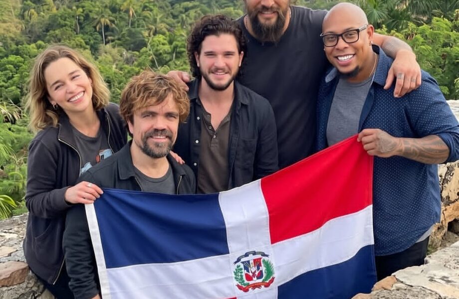 “Dame Hombro” de Bulin 47 llega a Hollywood y conquista las redes sociales con la IA
