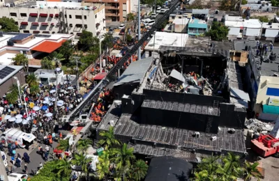 Movimiento Justicia Jet Set instala 236 sillas para honrar a las víctimas y reclamar justicia
