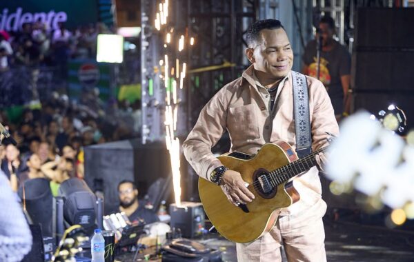 Joe Veras enciende segunda parada del Festival Presidente en Higüey con sus grandes éxitos y nuevas canciones