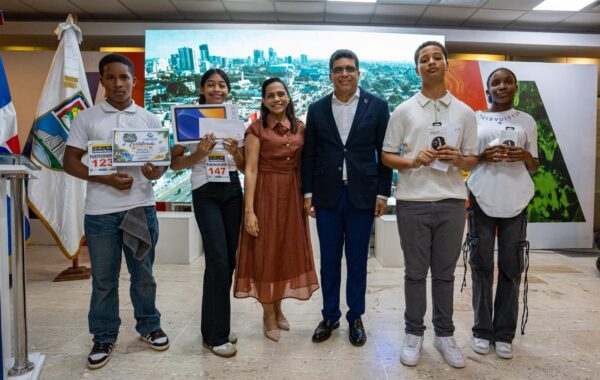 ASDE celebra el talento y el aprendizaje del inglés en segunda edición del Spelling Bee Municipal 2026