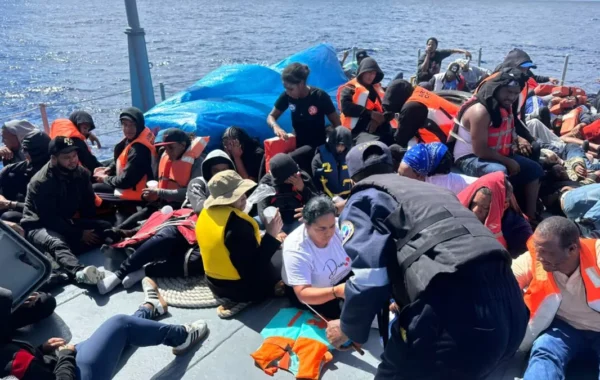 Armada intercepta embarcación con 59 personas al norte de Samaná