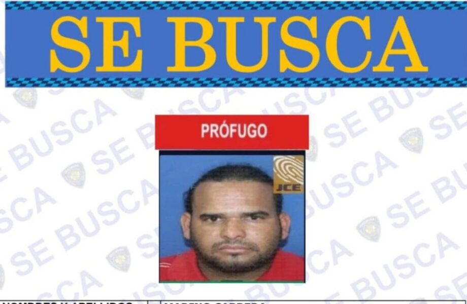 Policía busca a hombre señalado por apuñalar a una mujer en Esperanza