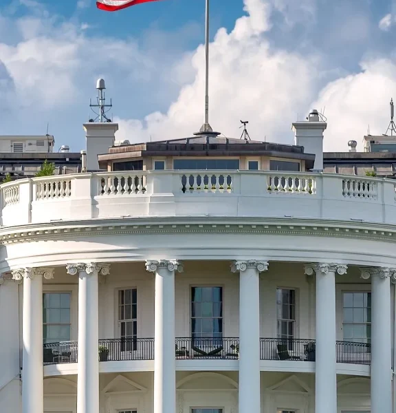 Ucrania dice que la tregua para evacuar Oleshki mediada por Melania Trump comenzará pronto