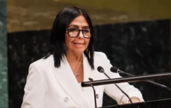 Delcy Rodríguez promete «hambre cero» para 2028 y anuncia recorrido por Venezuela