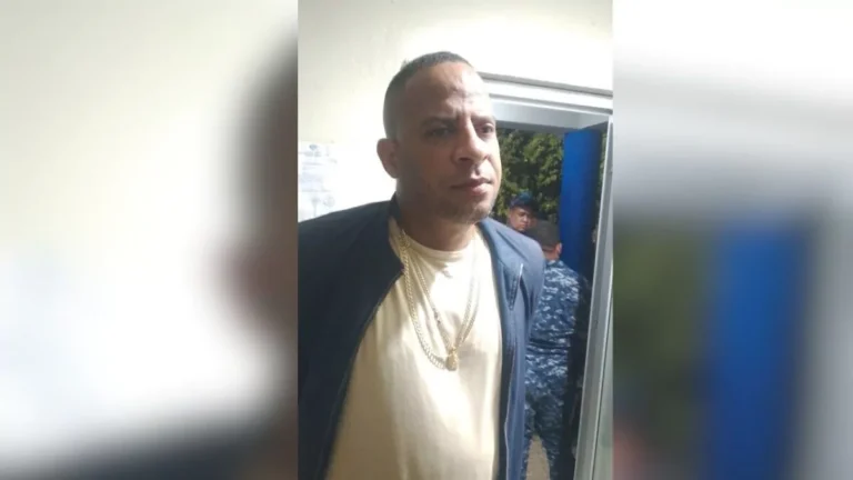 Detienen hombre acusado de disparar al aire con escopeta en Barahona