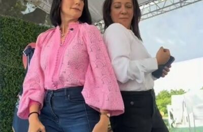 Raquel Arbaje baila al ritmo de Bulin 47 durante actividad contra el cáncer de mama
