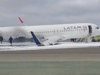 Ala de avión de LATAM se incendió antes del despegue en aeropuerto de Perú