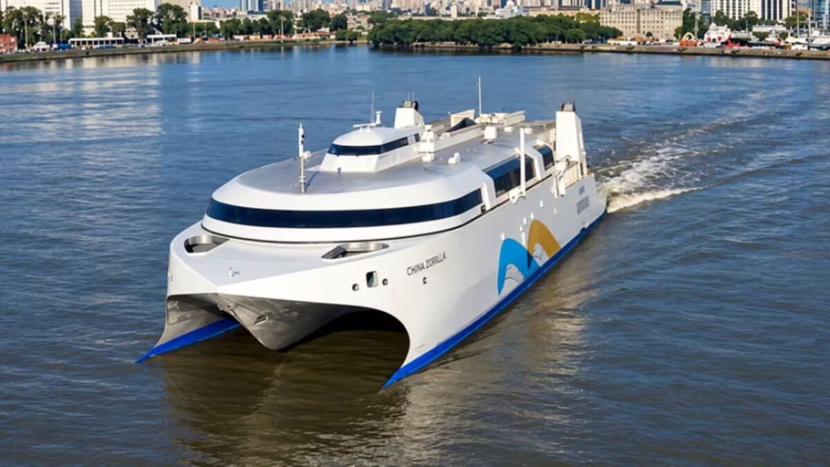 Inauguran el ferry 100 % eléctrico más grande del mundo que une a Colonia y Buenos Aires