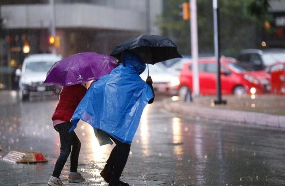 Indomet pronostica aguaceros con tronadas en la tarde