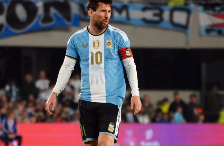 ¡Adiós al 10! Así fue la despedida de Messi en el Monumental: «Hoy vivo quizás el día más triste de mi carrera»