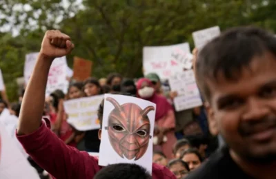 Nueva Delhi refuerza seguridad y control digital antes de la protesta de las «Cucarachas»