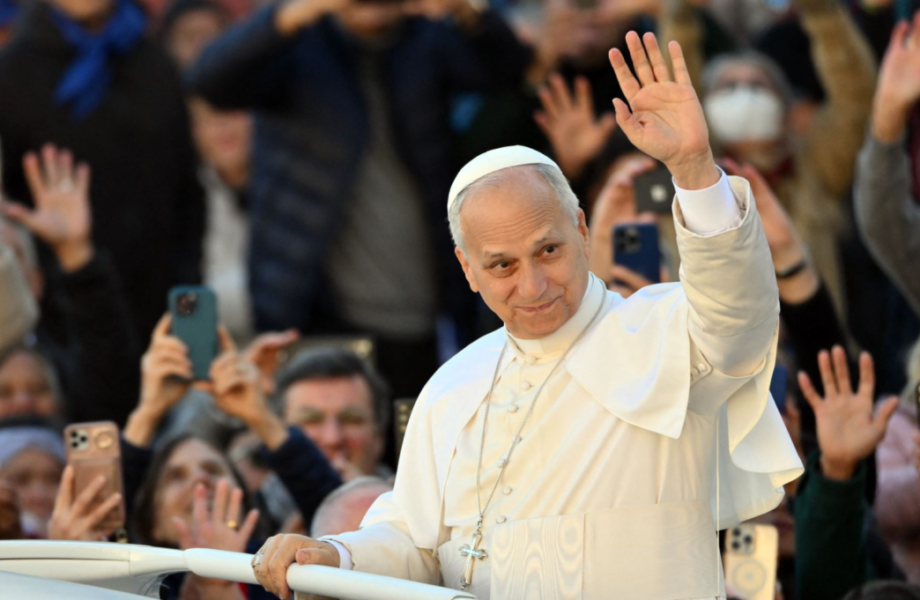 El papa pide ayudar a los jóvenes a ser protagonistas de una nueva forma de vivir
