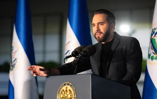“Podemos acabar con ustedes”: Bukele lanza advertencia a pandillas haitianas
