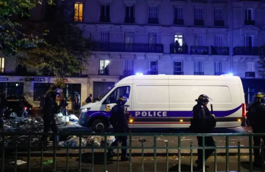 Segunda noche de toque de queda en varias ciudades de Francia
