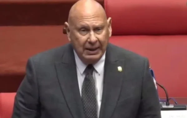 Senador pide intervención urgente por incendio en vertedero de Las Terrenas