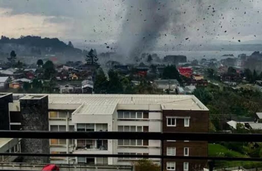 Tornado en zona central de Chile arrasa con un colegio y provoca daños a 25 viviendas